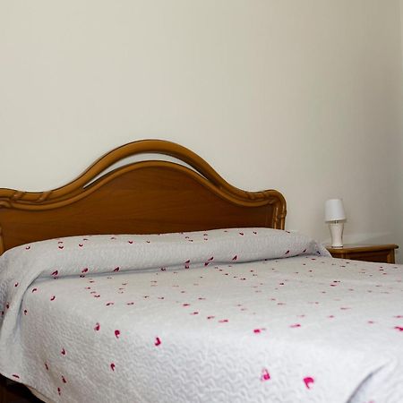 Casa Vacanze Tra Le Mura Леванто Екстериор снимка