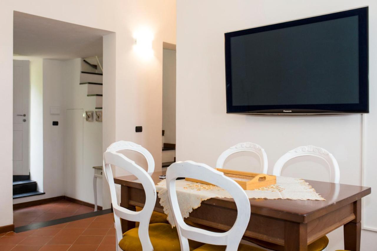 Casa Vacanze Tra Le Mura Леванто Екстериор снимка