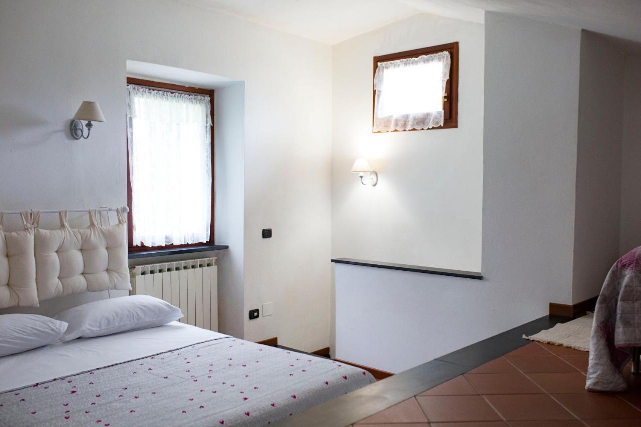 Casa Vacanze Tra Le Mura Леванто Екстериор снимка