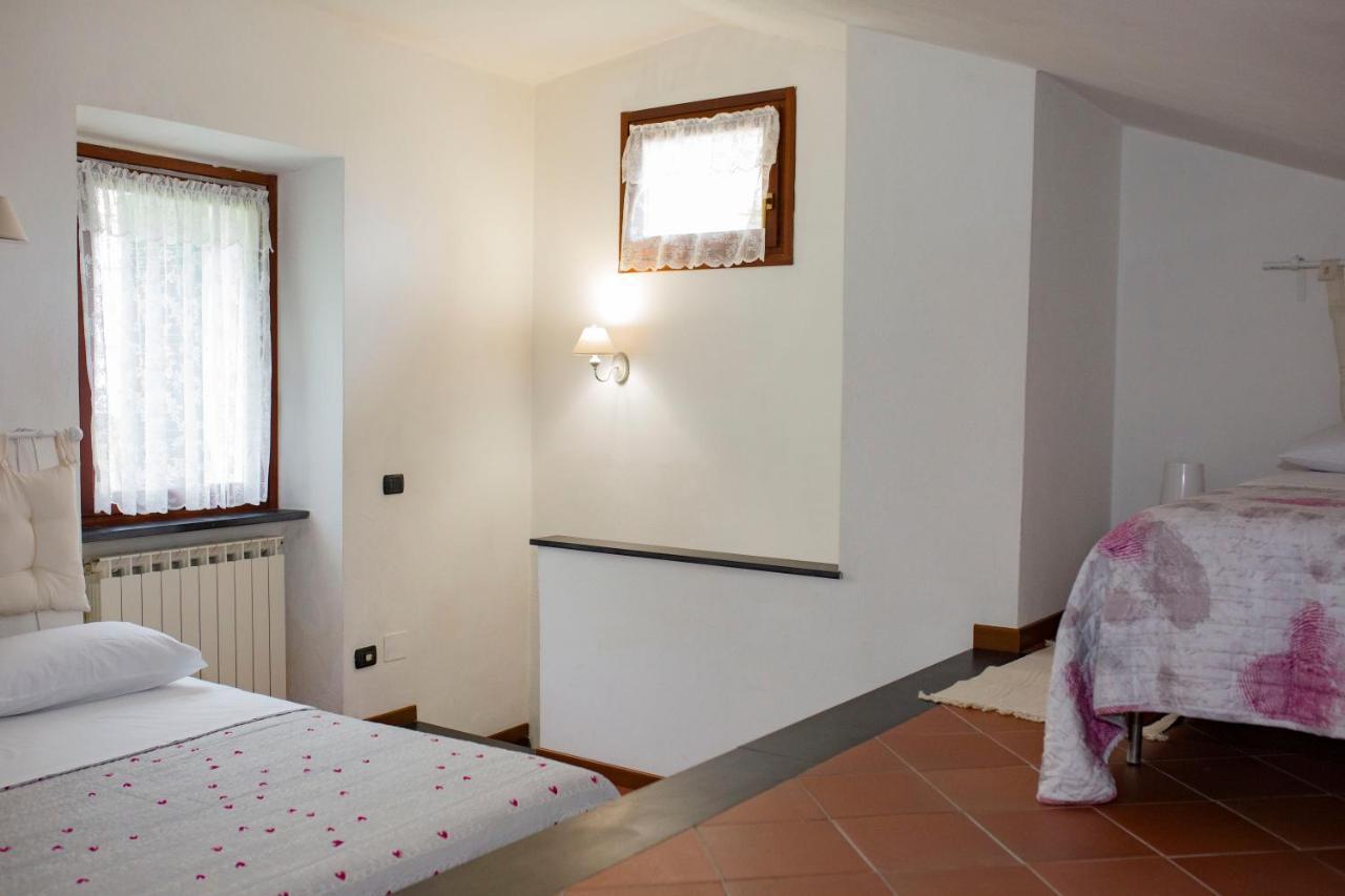 Casa Vacanze Tra Le Mura Леванто Екстериор снимка